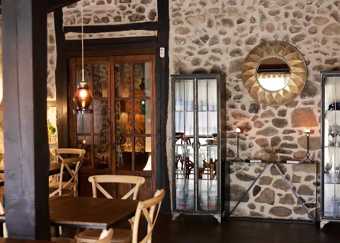 De Aldaca Rural - Only Adults